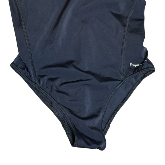 Freya Freestyle Underwire One-piece Swimsuit Jungle Black Size  30I Adjustable - Picture 4 of 13